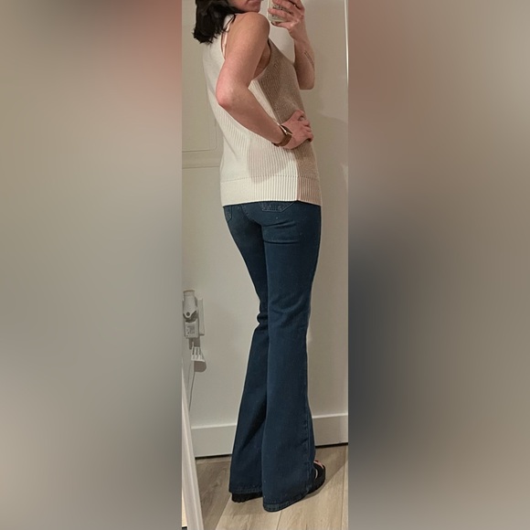 COPY - NWT Universal Thread Flared Jeans - Size 2 - Picture 5 of 10